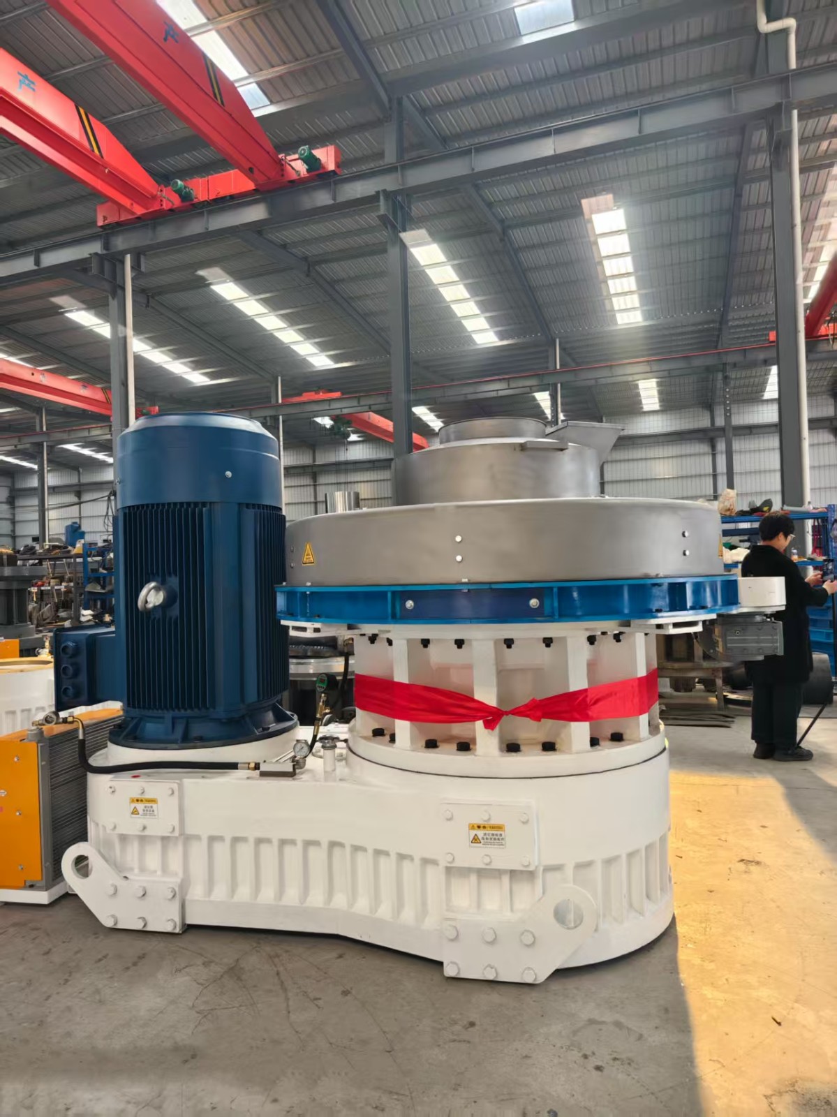 땅콩 껍질 펠릿 기계.jpg