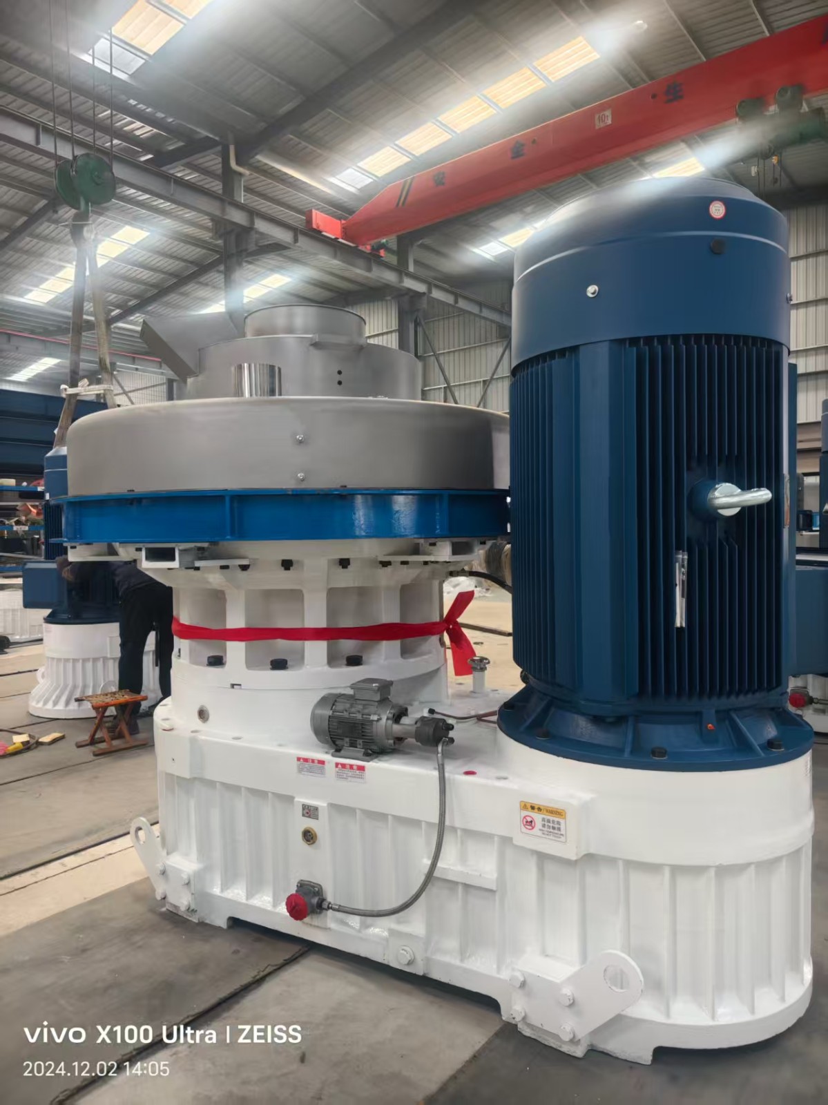 대나무 펠릿 기계.jpg 대나무 펠릿 기계.jpg